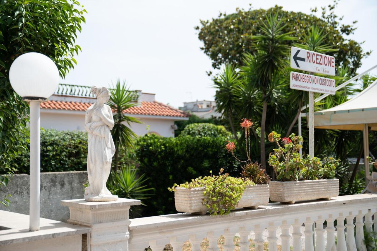 Vittoria San Felice Circeo