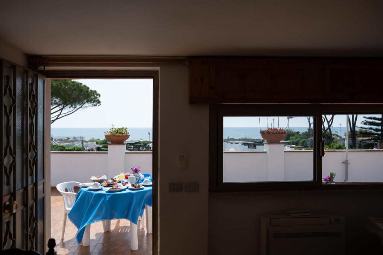 Vittoria * San Felice Circeo