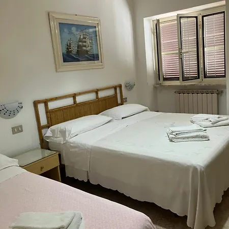Hotel Vittoria San Felice Circeo Exterior photo